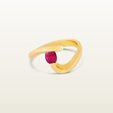 Anillo en oro amarillo con rubí